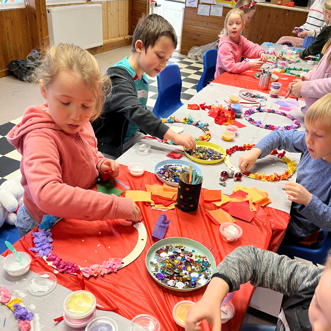 Holiday Craft Club - Christmas