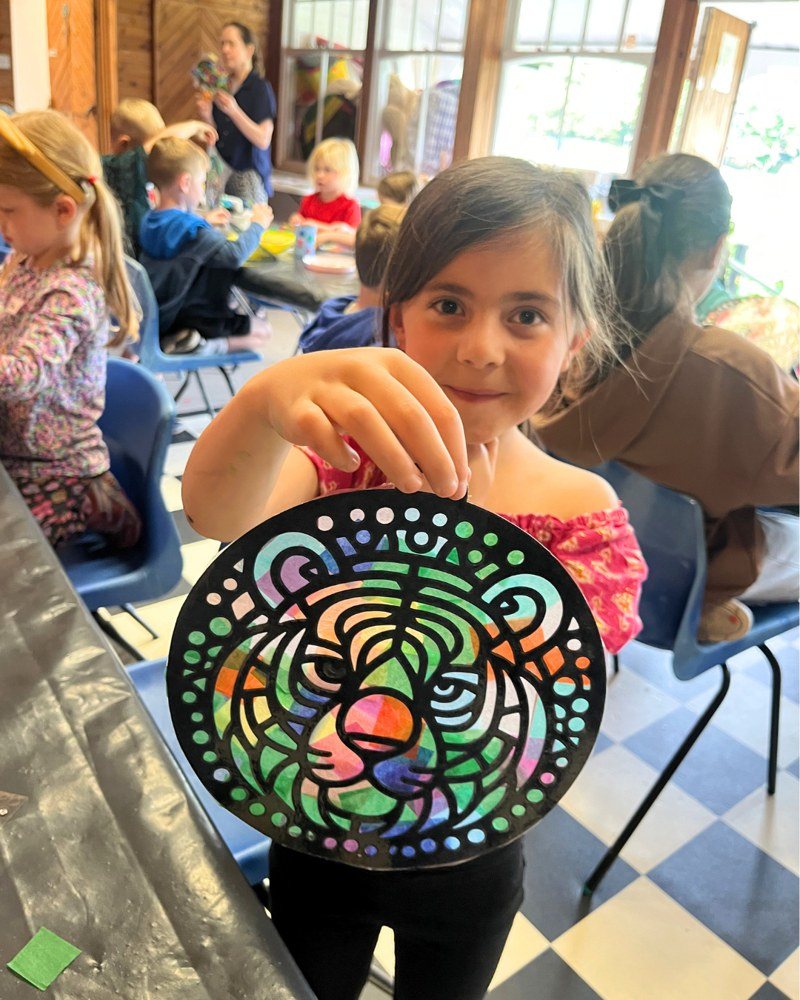 Holiday craft club